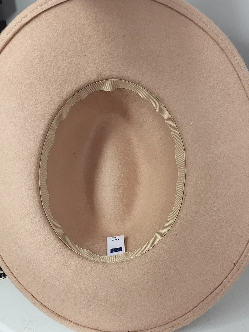 Janie & Jack 100% wool Beige Wide-Brim Wool Felt Hat with Black Band. Size 4-5